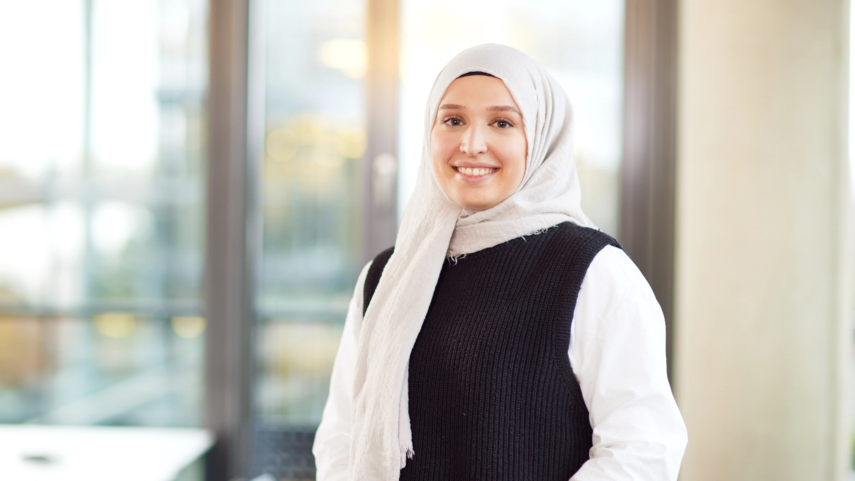 Ilknur Hot - IT – Controlling- & Vertragsmanagerin