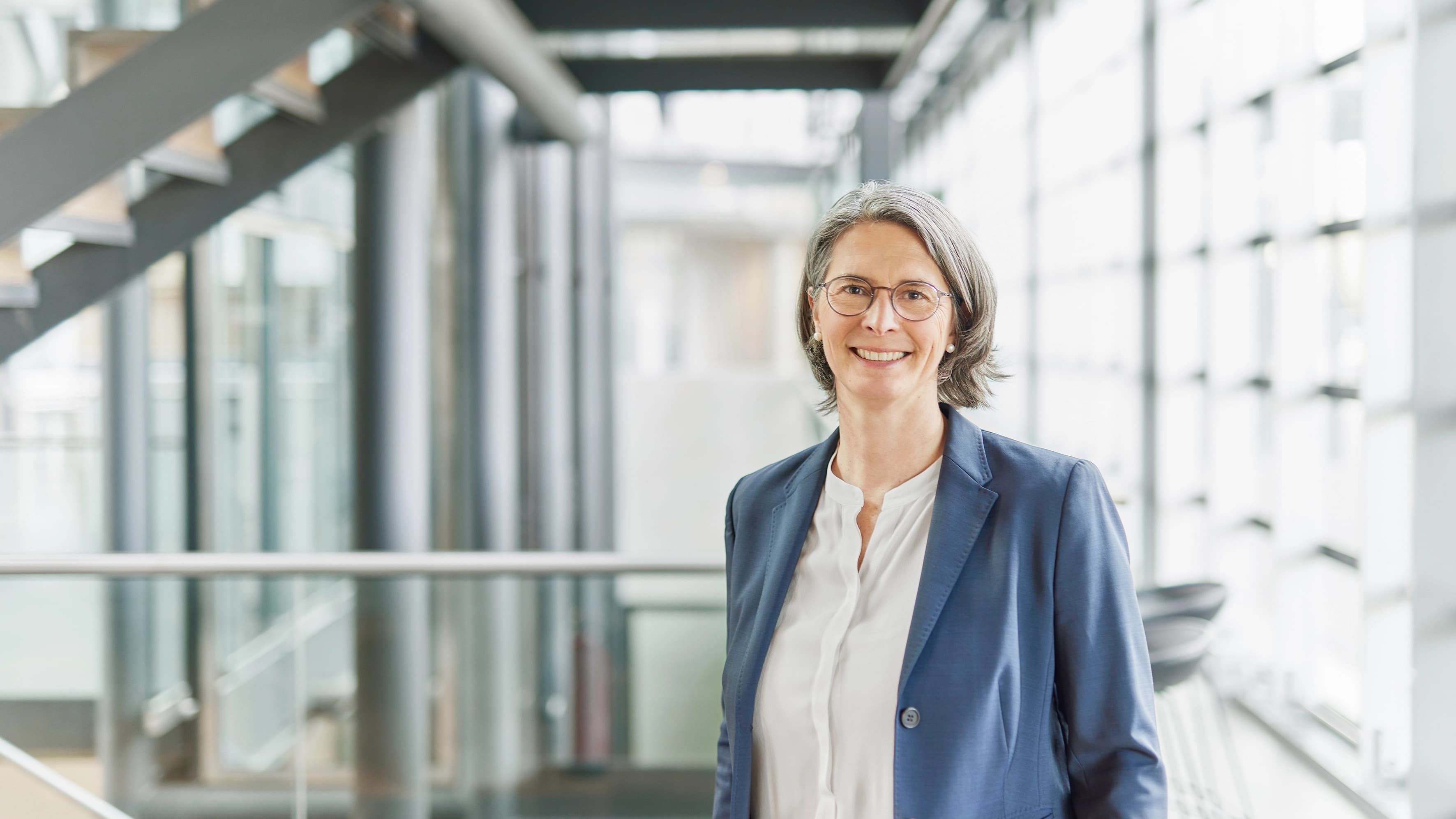 Bettina von Falck, Prokuristin Diversity und Gesundheitsmanagement, Personalentwicklung
